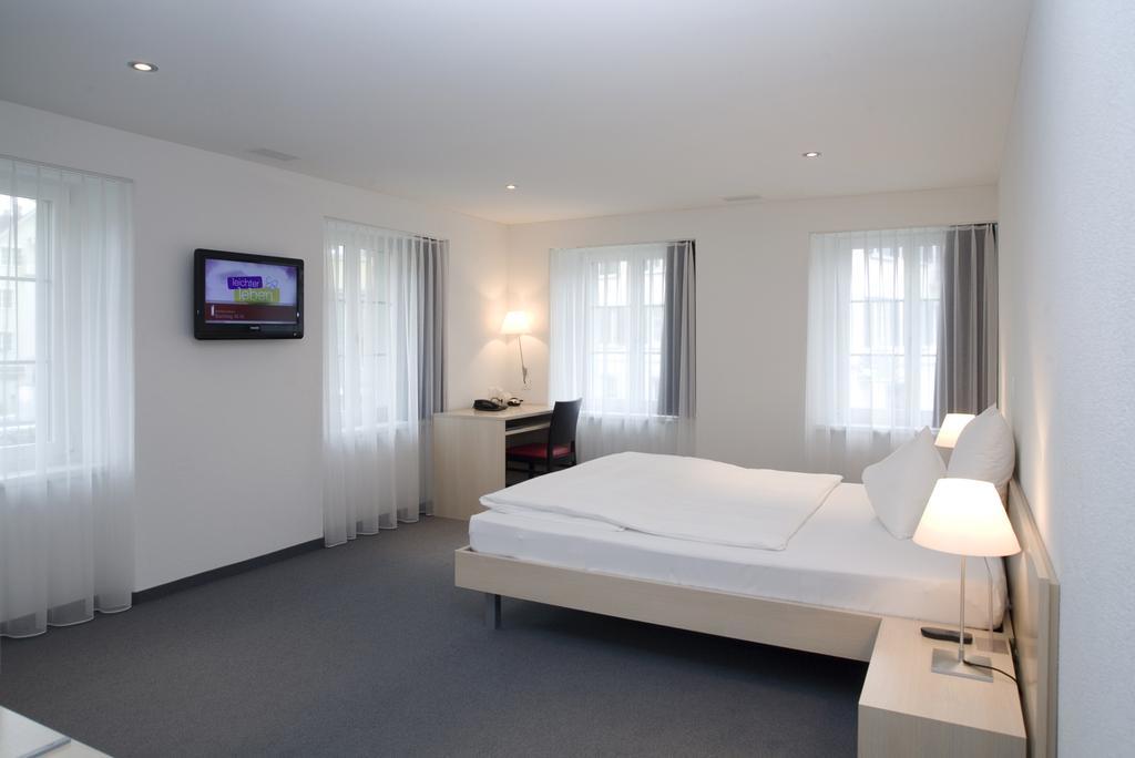 Hotel Ochsen Устер Номер фото